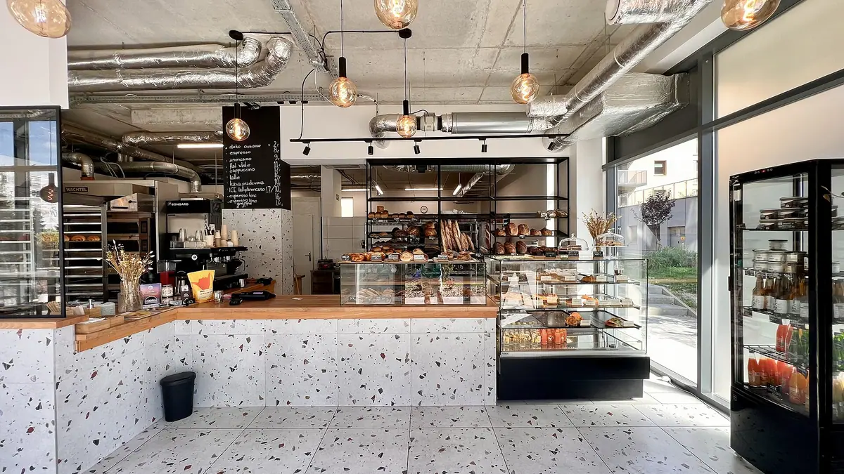 Swifts Bakery – bakery in Craven Arms town centre